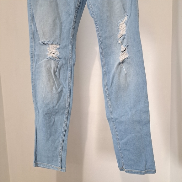 Hollister | Light blue woman's skinny Jean with styled rips - Picture 3 of 9